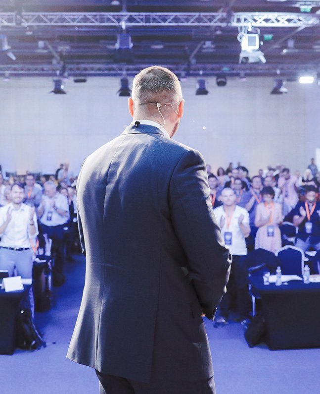 Von jeder Bühne aus die Kontaktdaten gewinnen