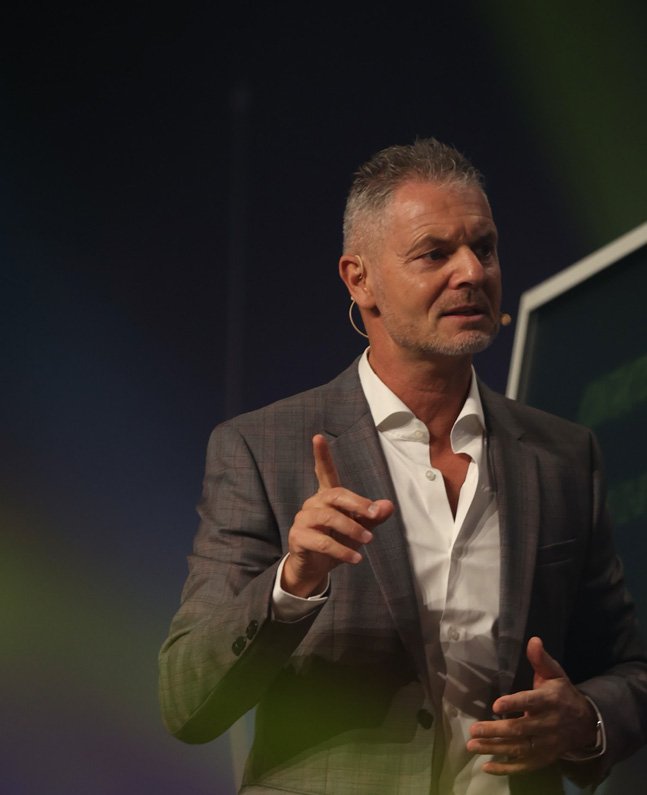 So automatisiert Deutschlands bekanntester Verkaufstrainer